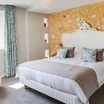 מלון Chateau Edward 1er 4*