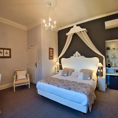 Hotel Chateau Edward 1er Monpazier