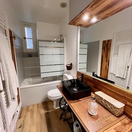 ホテル Chateau Edward 1er 4*