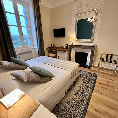 Chateau Edward 1er Hotel 4*