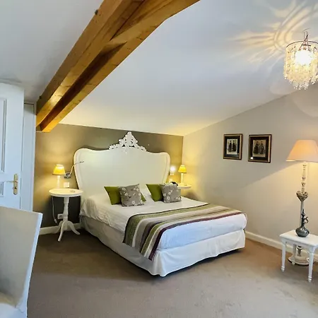 Chateau Edward 1er 4* モンパジエ