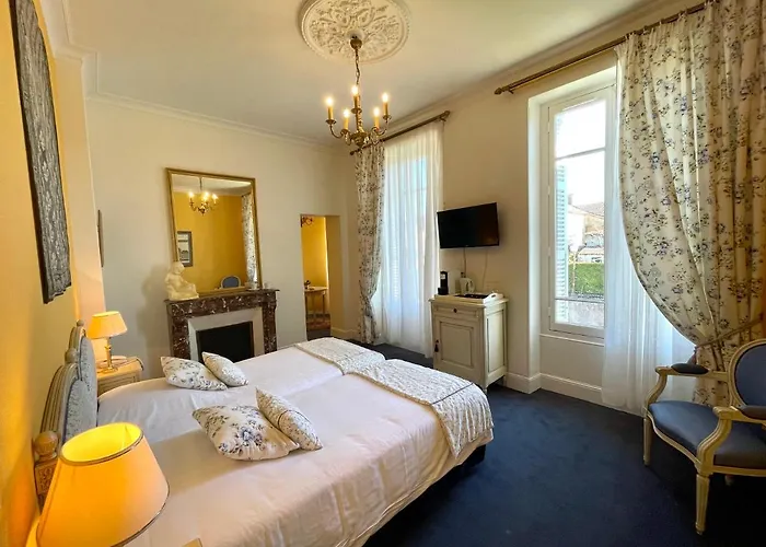 Hotel Chateau Edward 1er Monpazier