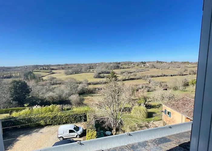 ホテル Chateau Edward 1er モンパジエ