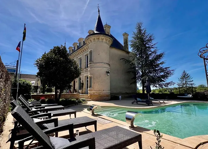 Chateau Edward 1er ホテル モンパジエ