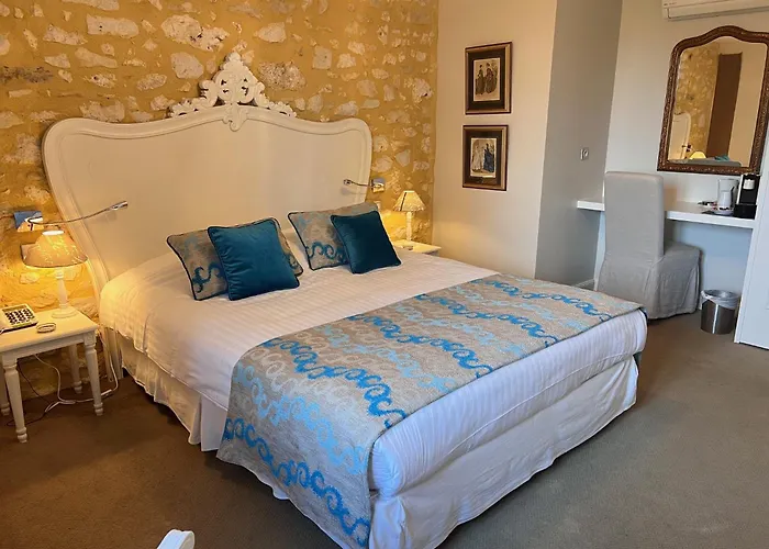 Chateau Edward 1er Hotel 4*