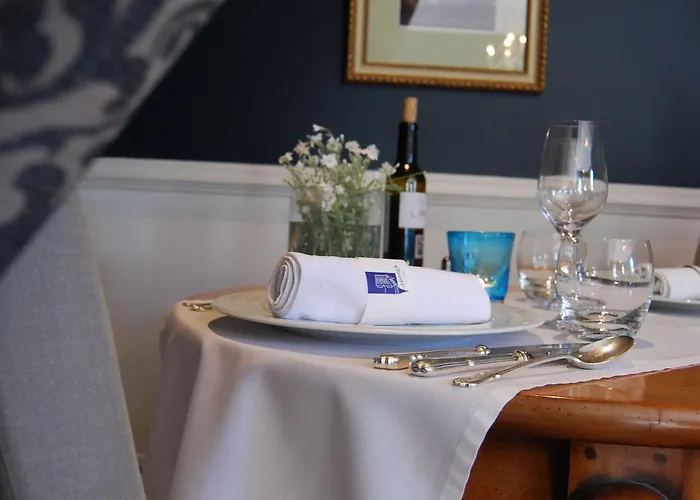 Chateau Edward 1er Hotel 4*